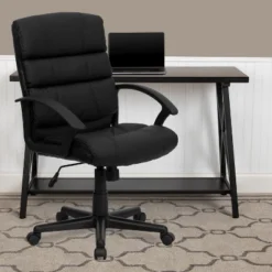 Emma And Oliver Mid-Back Black LeatherSoft Swivel Task Arm Office Chair With Accent Back